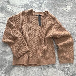 New! Tahari Woman Tan Sweater with Long Sleeves. Size M